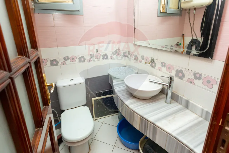 شقة للبيع 294 م سموحة (بجوار مسجد على بن ابى طالب)