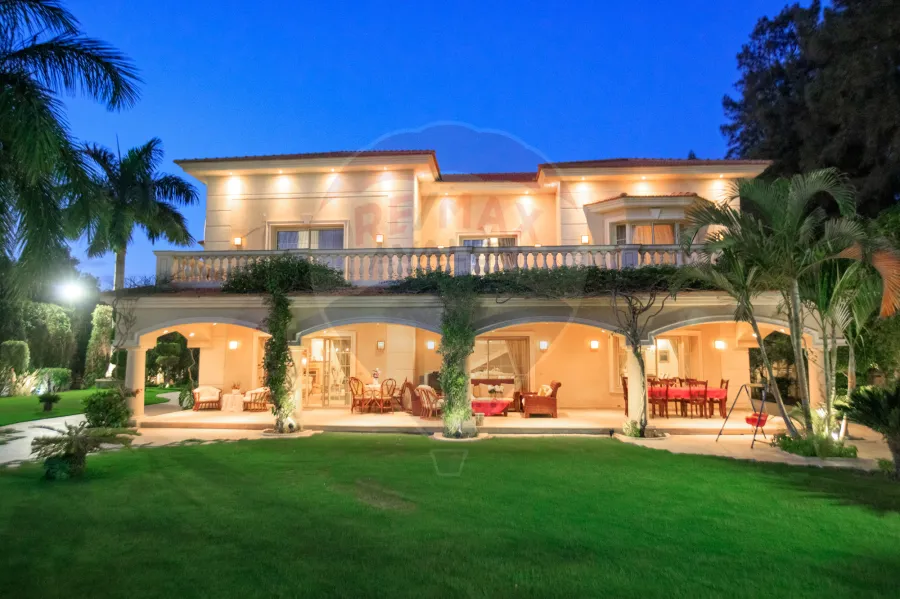 Villa for sale 3,000 m King Mariout (Palaces Area)