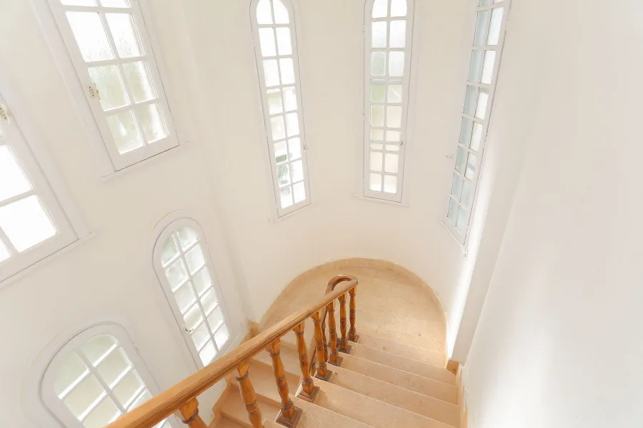 فيلا مستقلة للبيع 1435م كينج مريوط  (ش قرطبة)