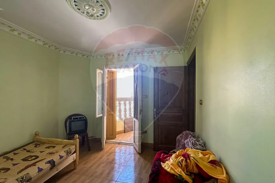 Apartment for sale 110 m Moharam Bek (Al-Muftish St. - Wabour El-Mayah Extension)