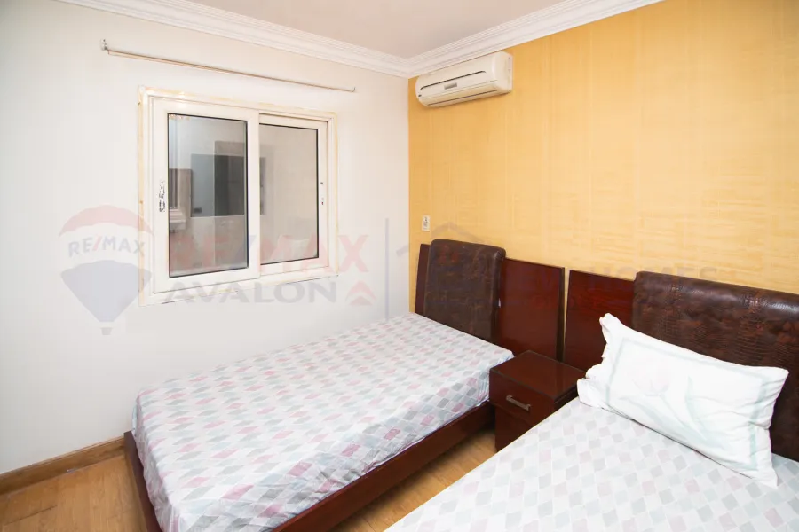 Apartment for sale 330 m Camp Caesar (Directly on the sea)