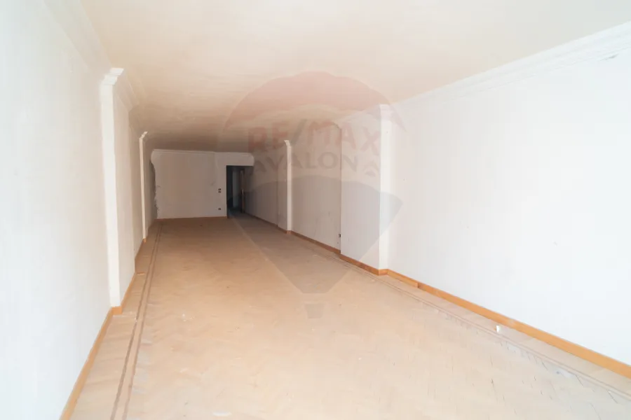 شقة للبيع 238 م رشدي (علي الترام مباشرة)