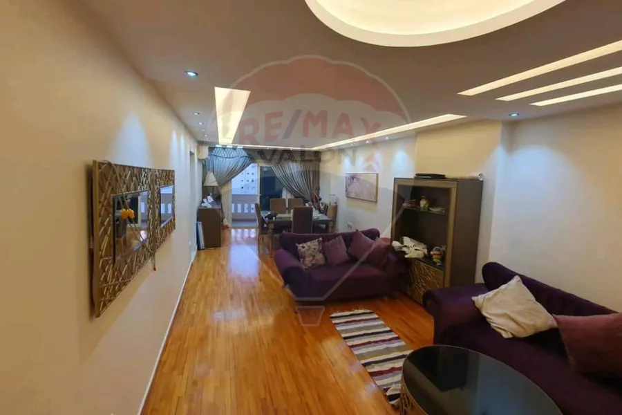 Apartment for sale in Rushdi (directly on the tram) 176 m