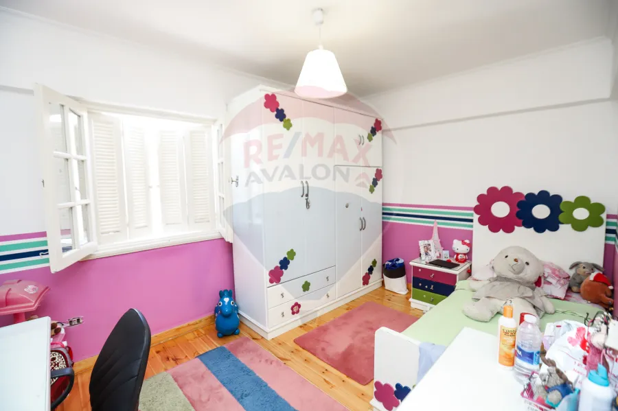 شقة للبيع 220 م سموحه ( تقسيم القضاه )