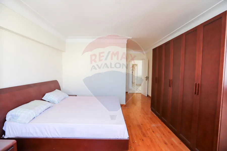 Apartment For Sale 240 m Mostafa kamel (Kirosez towers)