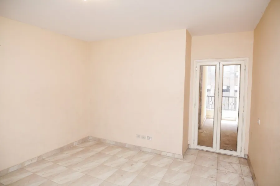 Apartment For Sale 130m Smouha ( Hilton St.)