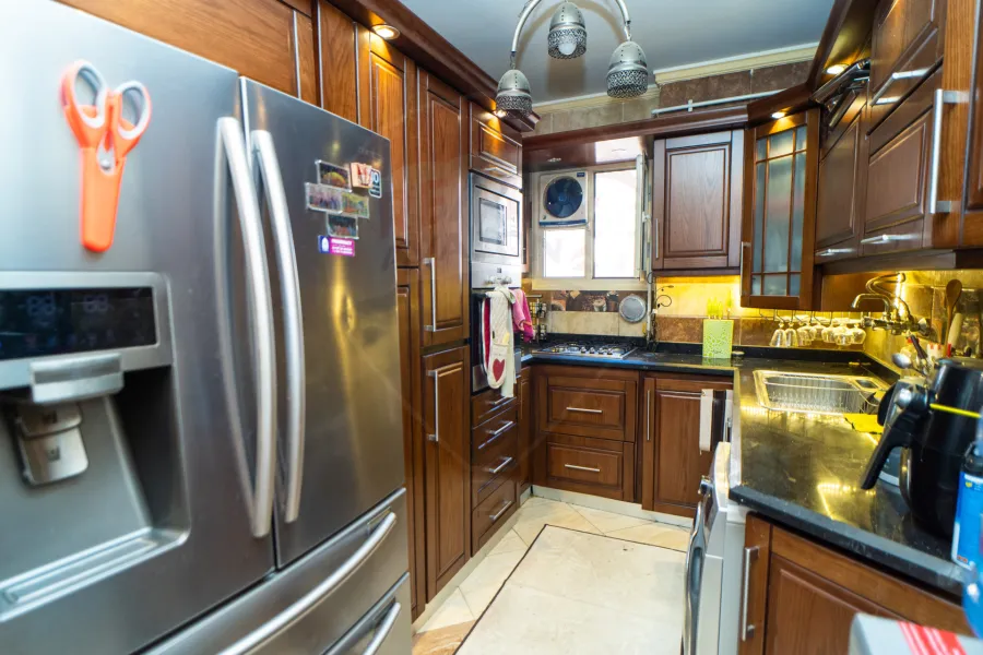 Apartment for sale 200 m Roushdy (Ibrahim Helmy St.)