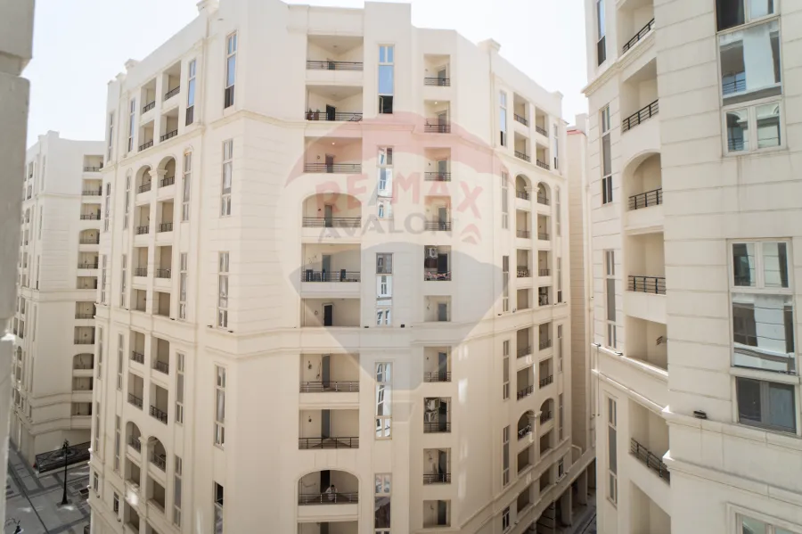 شقة للايجار 178 م سموحة (كومباوند الصيادلة)