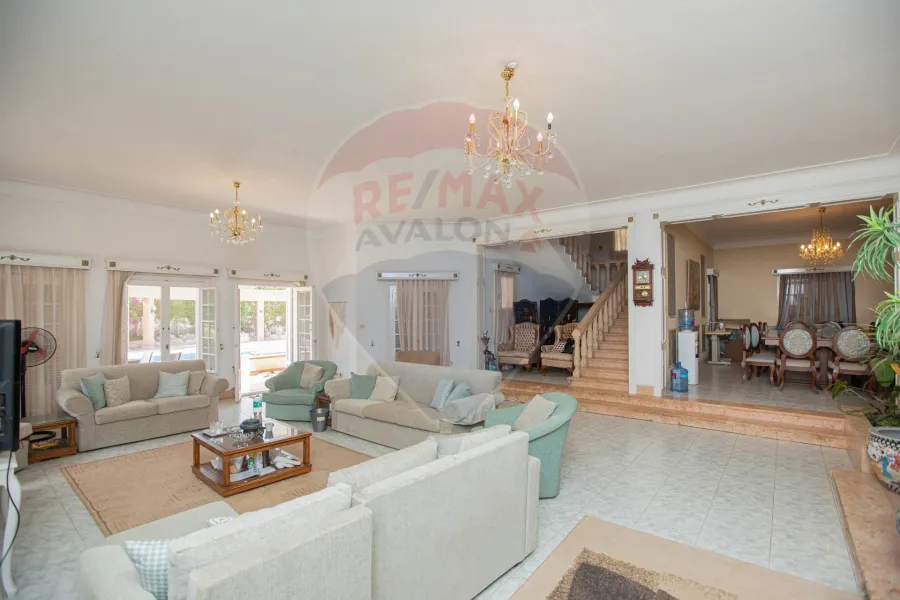 Registered villa for sale 3,700 m King Mariout (Rashid st)