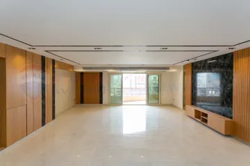 شقة للبيع 280 م جليم (ش ابو قير مباشرة)