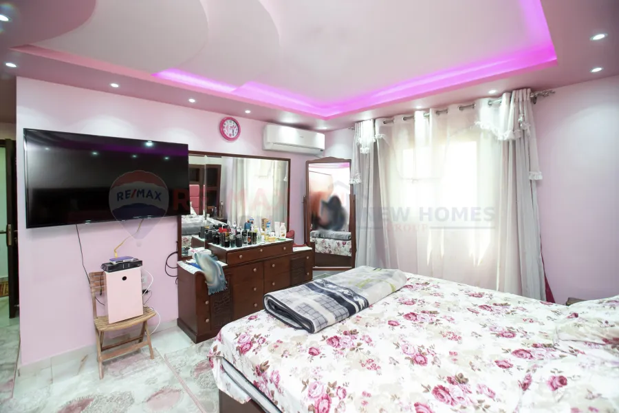 شقة  للبيع 195 م  السيوف (كومباوند سيتى لايت)