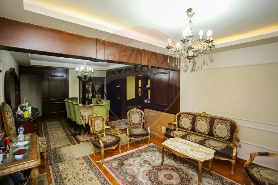 شقة للبيع 165 م (السرايا)