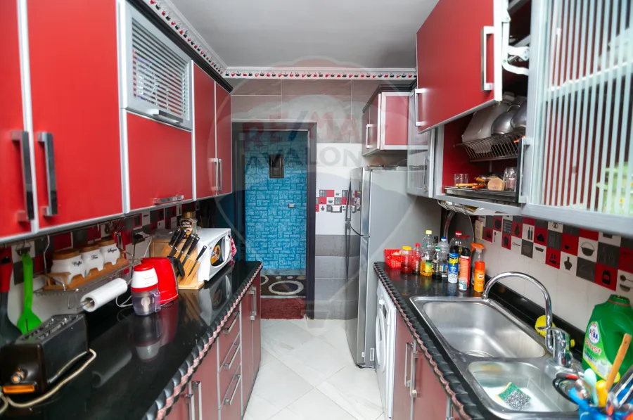 Stand-alone villa for sale (Al-Fayrouzah) 600 m