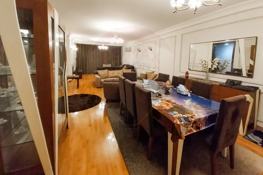 Apartment for sale 213 m Tharwat (Ibrahim Nasir St. - Brand Building)