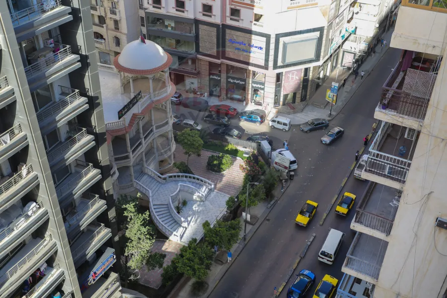 Apartment for sale 300 m Louran (Al-Horya St.)