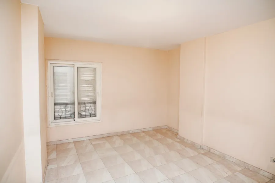 Apartment For Sale 130m Smouha ( Hilton St.)