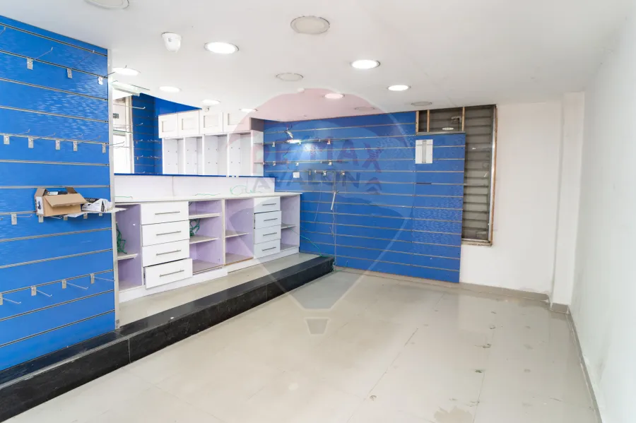 صيدليه للبيع 51 م وابور المياه (ش جلال دسوقى)