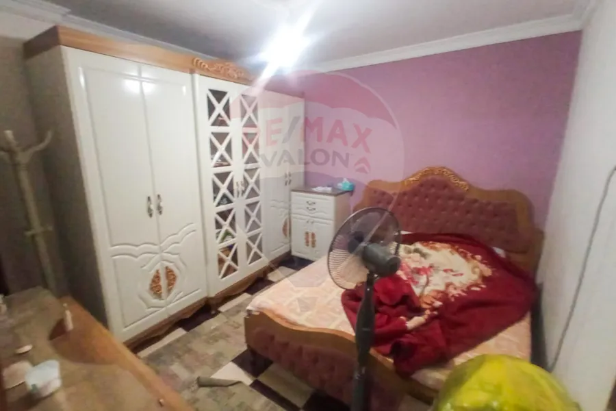 Apartment for sale 100 m Moharam Bek (Al-Naam St. - the second number from Suez Canal St.)