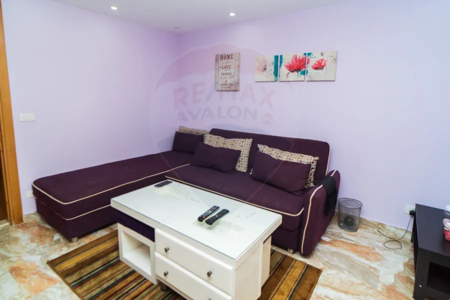 شقة للبيع 230 م سموحة بتسهيلات في السداد (أبراج دلتا لايف - ش ألبرت الأول)