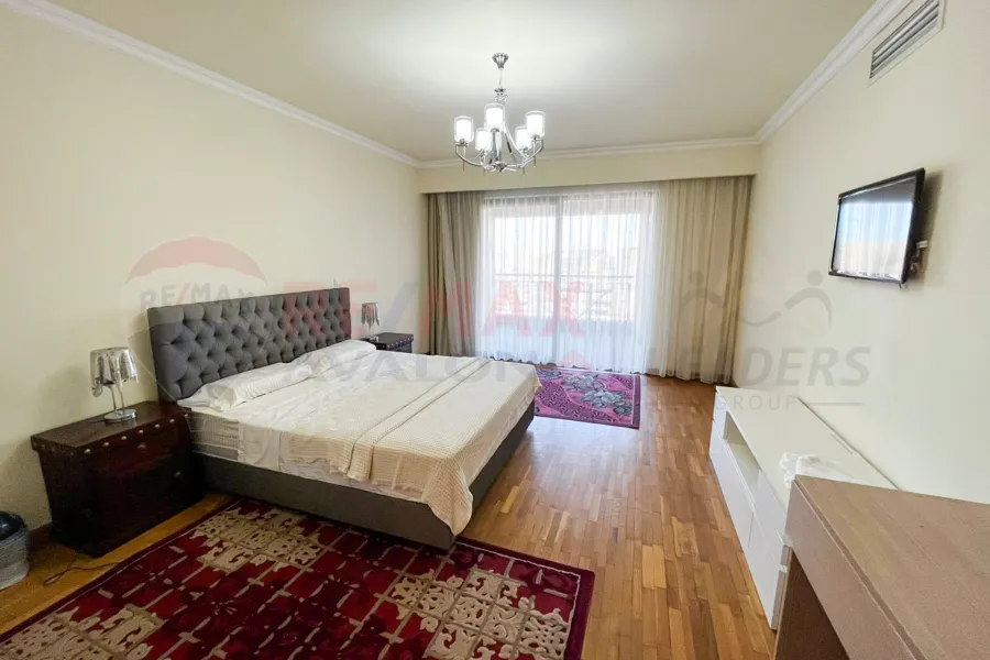 Furnished apartment for rent 295 m San Stefano (Four Seasons)