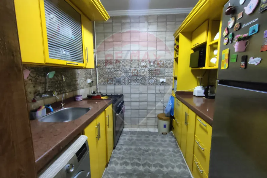 شقة للبيع 105 م السيوف (شارع مصطفي كامل - أبراج الصفوة)