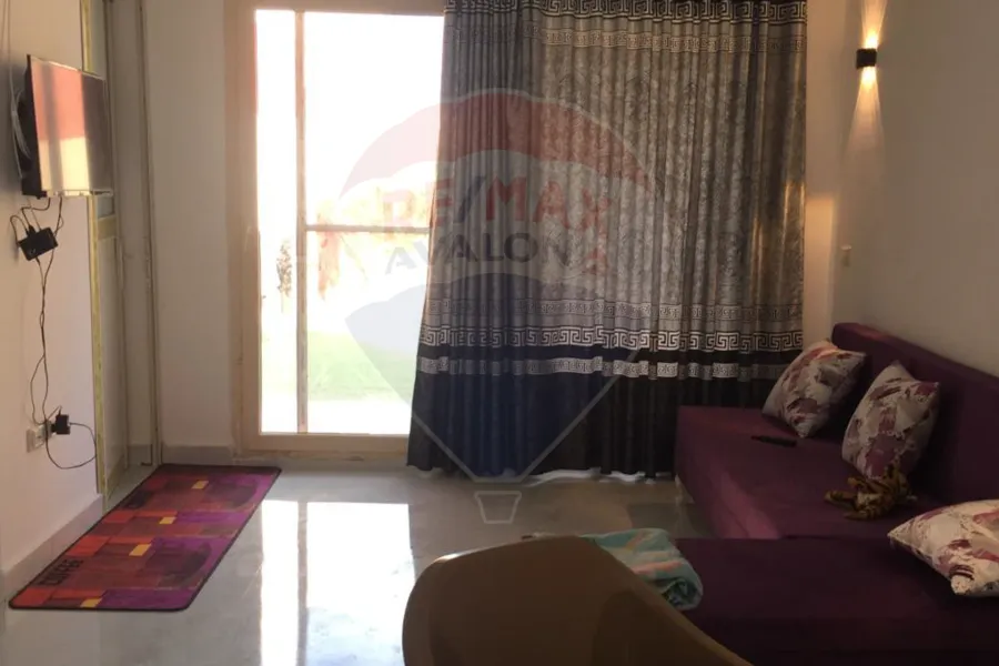 فيلا للبيع (بيريلا مارينا) 240 م