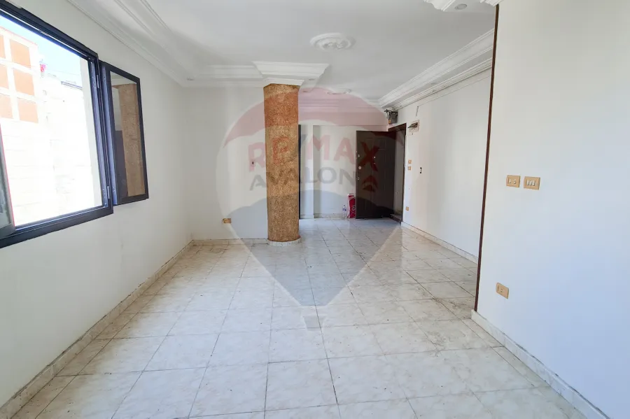 شقة للايجار 120 م الابراهيمية (خطوات من مول لاجيتيه)