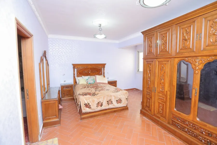 Apartment For Sale 210m Fleming (Moustafa Kamel St. - Steps From Tram Station)