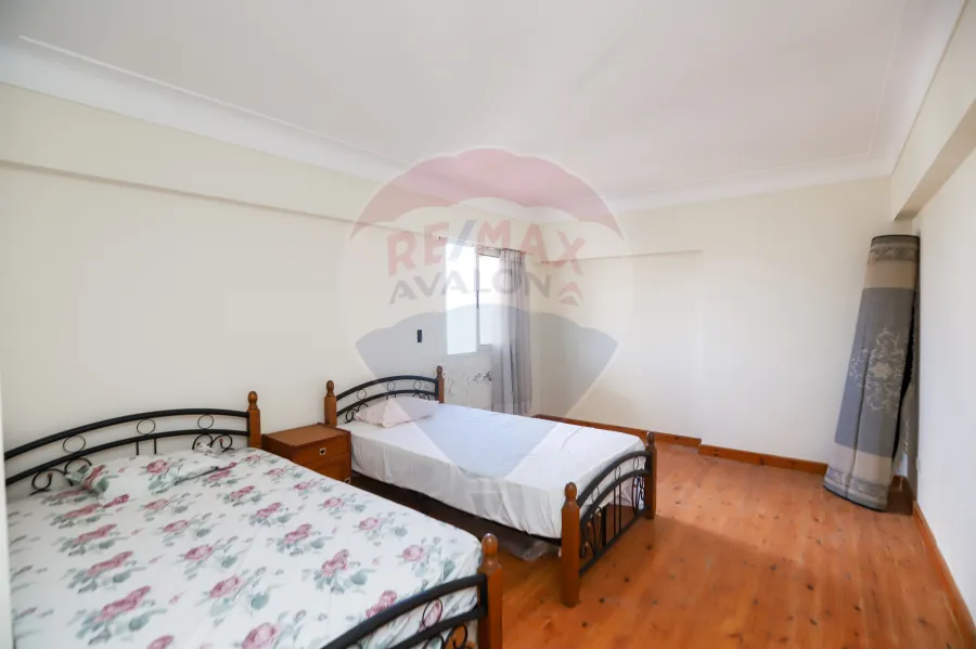 Apartment For Sale 240 m Mostafa kamel (Kirosez towers)