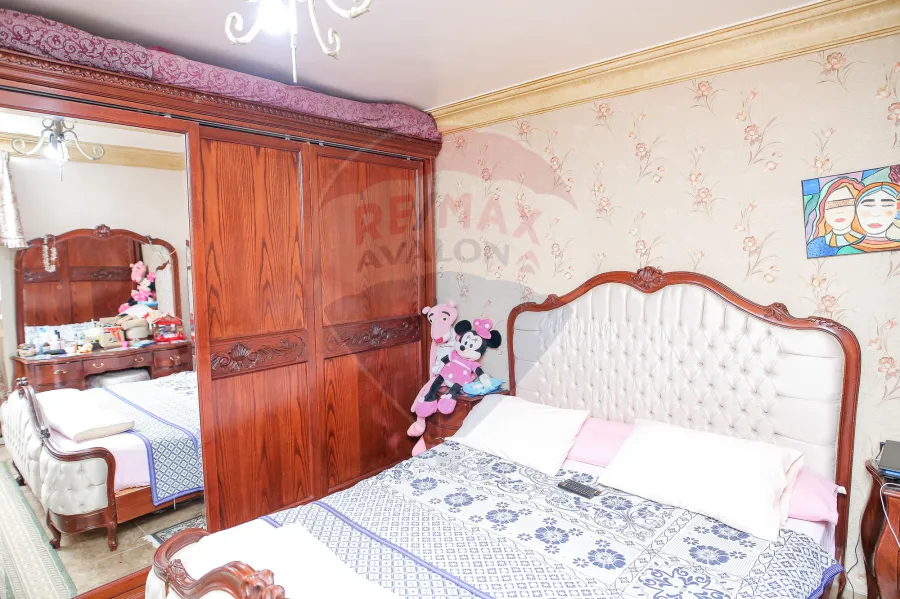 Apartment for sale 320m Smouha (Seif Tower. Branched From Albert Elawal St.)