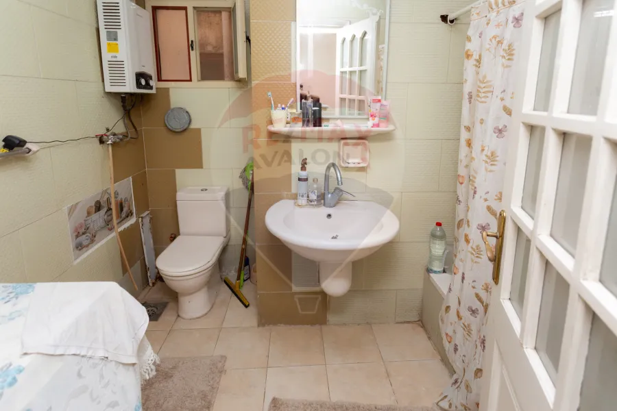 شقة للبيع 133 م السيوف (شارع الشهر العقاري)