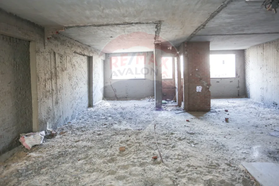 Commercial mizzane for rent 600m Al-Mansheya (Othman Abaza St. - Al Sabaa Banat)