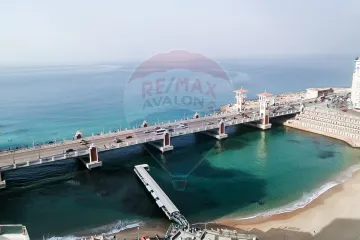 شقة للايجار المفروش 160 م ستانلي (خطوات من البحر)