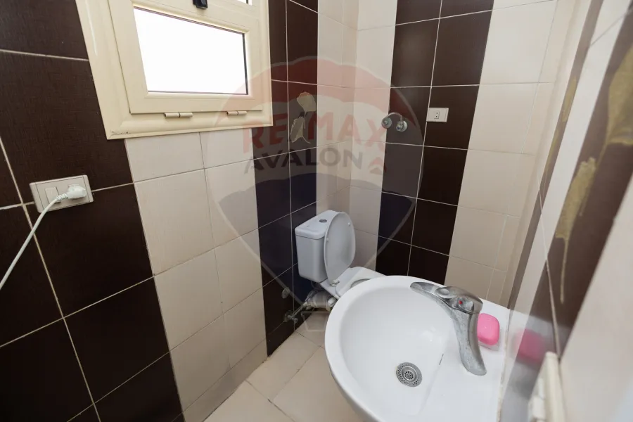 شقه للبيع  140 م سيدي بشر (تاني نمره من البحر )