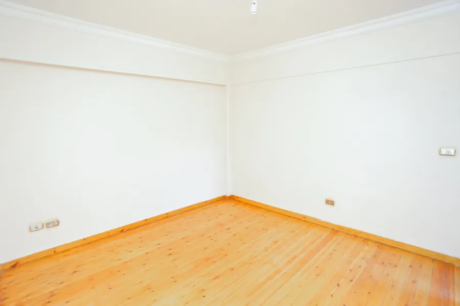 Apartment For Sale 175m Smouha