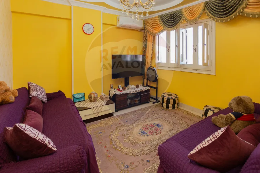 شقة للبيع 131 م سموحة (بجوار جرين تاورز)