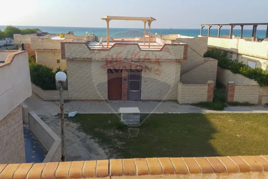 Chalet + roof for sale North Coast (Banks Tourist Village)