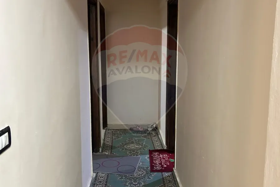 شقة للبيع 100 م المندرة (ش جمال عبد الناصر)