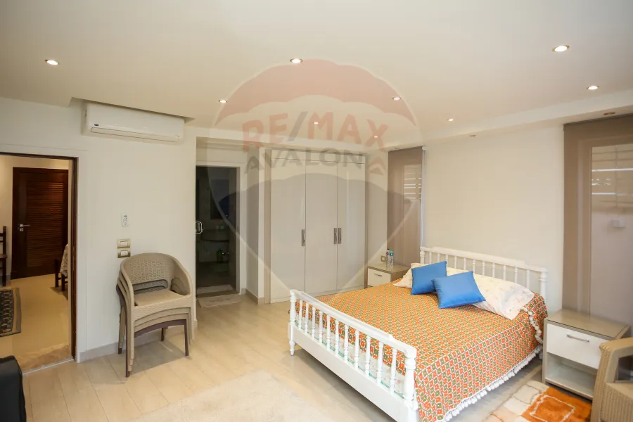 فيلا توين هاوس للبيع 415 م كينج مريوط (اليكس ويست - انطونيادس)