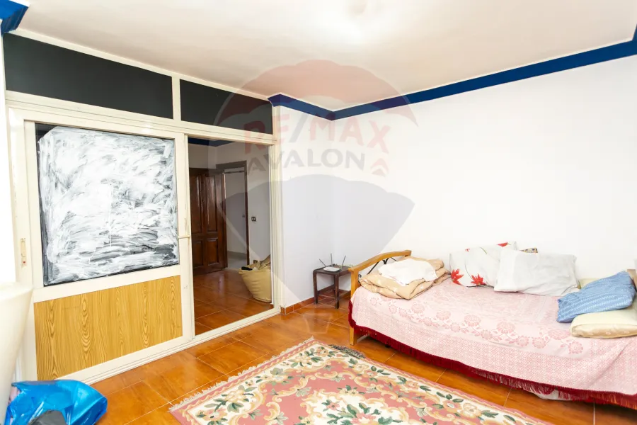 شقة للبيع 500 م سبورتنج (ش اللخمي)