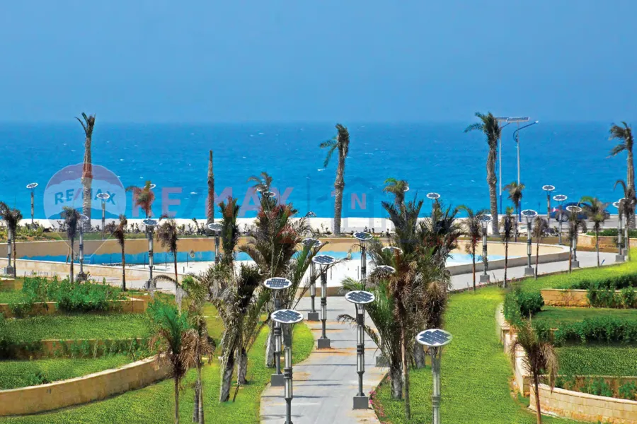 Chalet + roof for sale North Coast (Marseilia Beach 4 - Sidi Abdelrahman) 85 m chalet + 85 roof