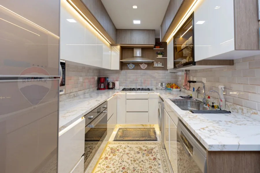 Apartment for sale 220 m Rushdi (near Syria St.)