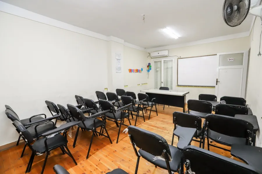 Residential or Administrative Property For Sale 240m Moustafa Kamel