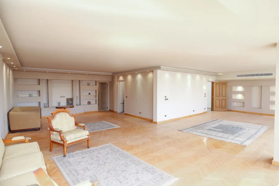 Apartment for rent 300m Kafr Abdou (El-Asmailia St.)