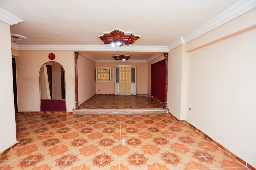 شقة مرخصة للبيع 152م سبورتنج