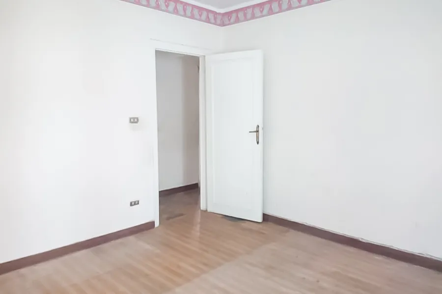 شقة للبيع 160 م صافى لوران ( ش ابو قير )