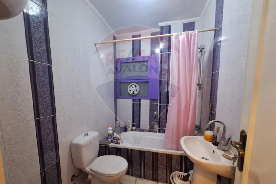 Apartment for sale 100 m Saba Basha (directly on the sea)