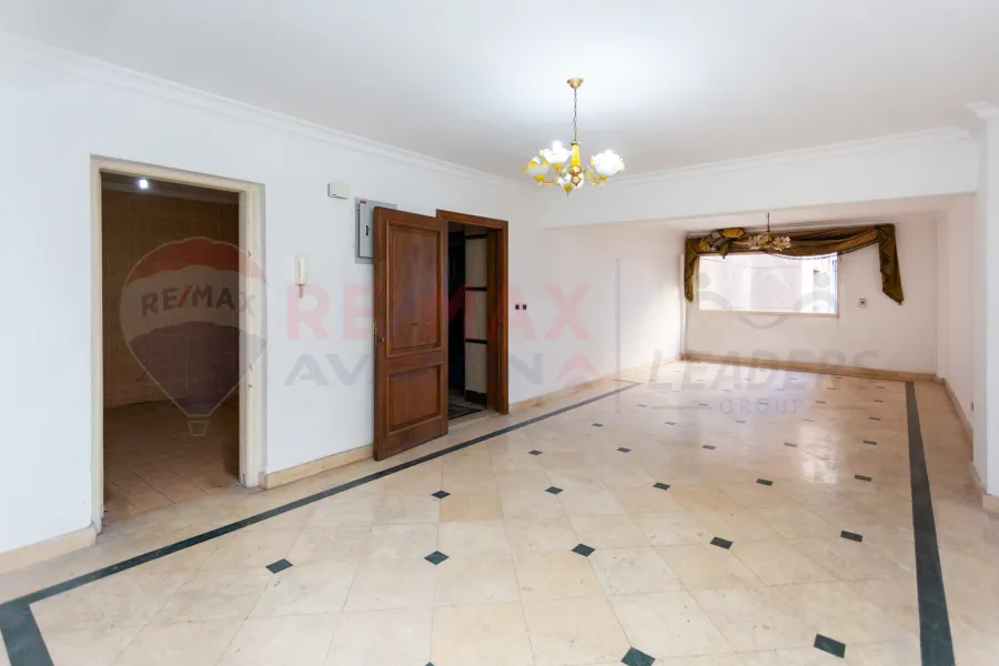 Apartment for sale 192 m Louran (on the sea)