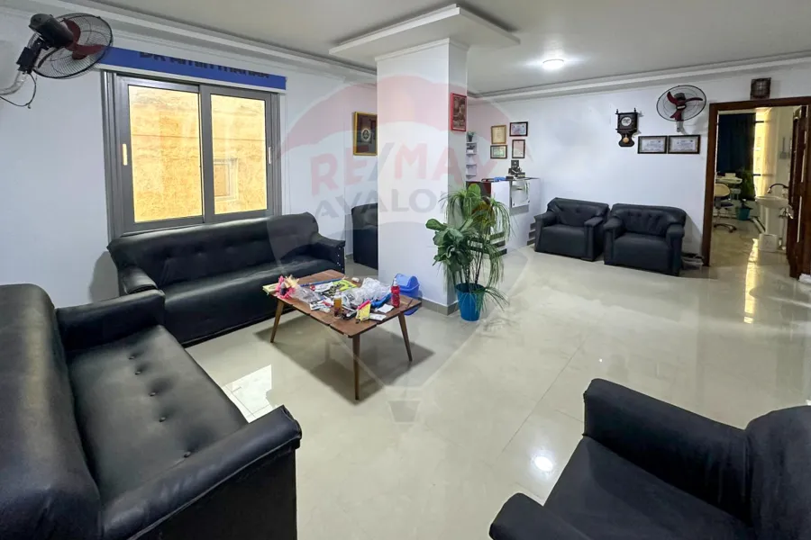 Administrative unit for sale 120 m Victoria (Al-Galaa street)