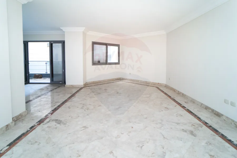 Apartment for rent 203 m Saba Basha (First num from the sea)